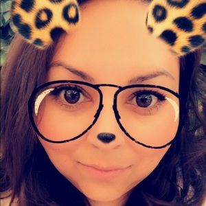 Meet your Posher, Rebecca